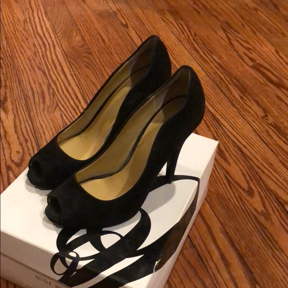 Nine West peep toe black suede heel